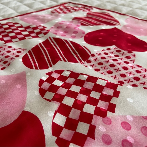 💕 Talbots & Liz Claiborne, Vintage Be My Valentine Scarf & Wristlet Bundle - Picture 6 of 16